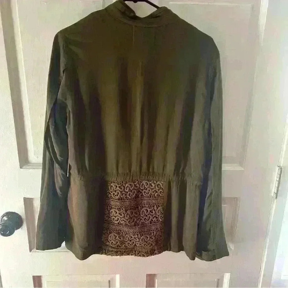 Anthropologie Unpublished Castellated Lace Detailed Cargo Jacket.Medium Olive - Picture 4 of 11